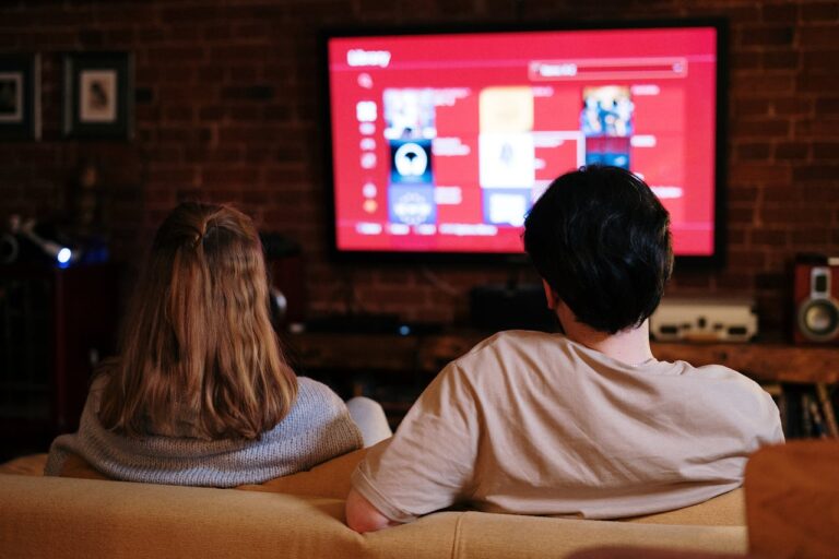 ¿Cuánta gente ha visto la franja electoral? CNTV revela los índices de audiencia de los primeros 10 días