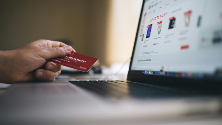 El pago de IVA de AliExpress, Shein y Amazon, ¿beneficiará al comercio local en Chile?