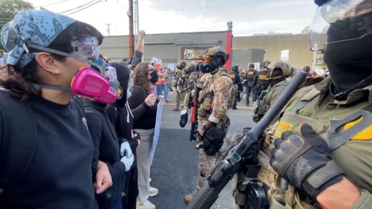 Problemas para Trump: Juez federal bloquea temporalmente cualquier despliegue de la Guardia Nacional en Portland