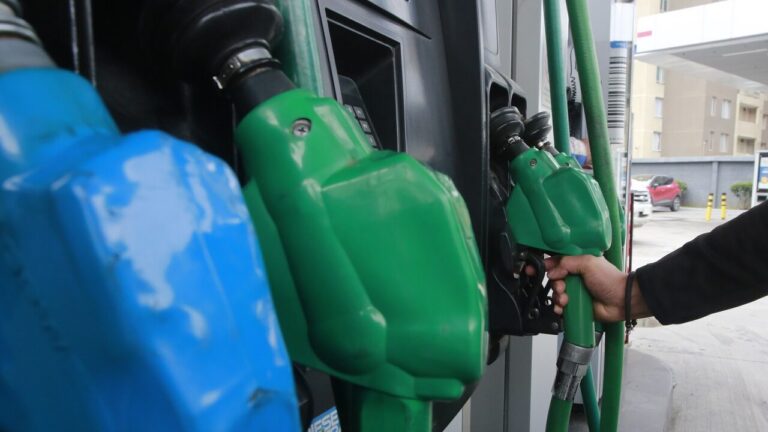 Enap informa precios de las bencinas para la penúltima semana de noviembre: Revisa los valores aquí