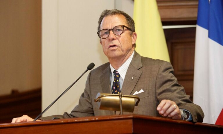 Sebastián Edwards, economista: 