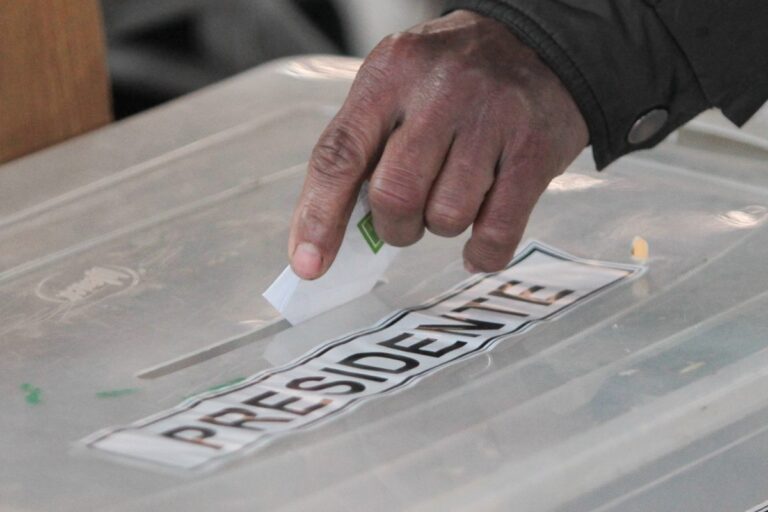 Elecciones 2025: Abren oficialmente las mesas de votación a lo largo de todo el país