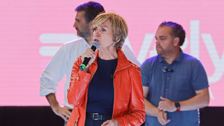 Matthei en su cierre de campaña en Concepción: “No le creo nada a las encuestas, vamos a pasar a segunda vuelta”