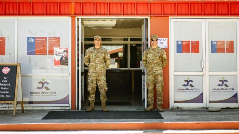 Elecciones 2025: Más de 26 mil militares resguardan locales de votación en todo Chile