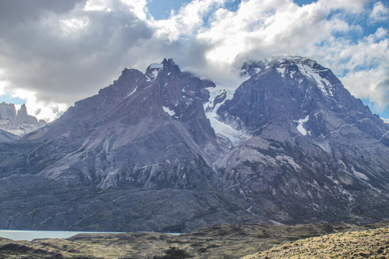 Experto entrega detalles sobre tragedia en Torres del Paine: “No es algo común, nos sorprende que haya habido tantos muertos”