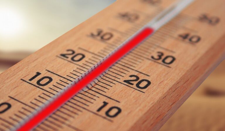 Un respiro del calor: ¿Cómo estará el tiempo esta semana en Santiago y el resto del país?
