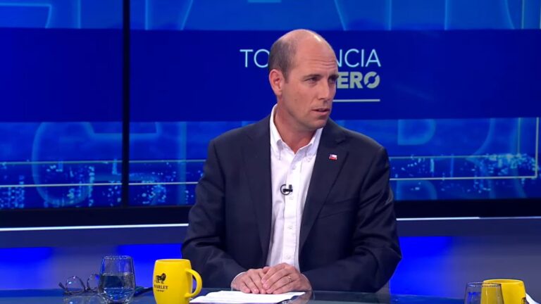 Arrau sobre la participación de RN y la UDI en el comité político de Kast: 