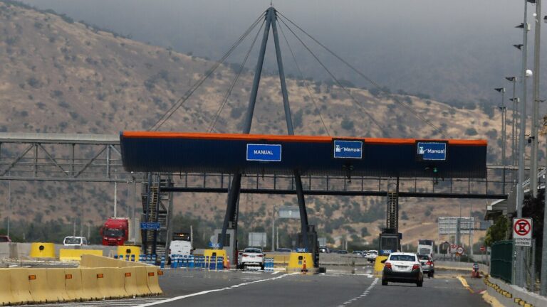 Ruta 68, Costanera Norte y Autopista Central: Los peajes que subirán sus precios a partir de enero de 2026