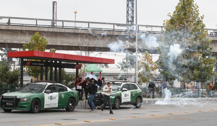 Sargento y capitán de Carabineros imputados por muerte de hinchas de Colo Colo en el Monumental quedan con arresto domiciliario