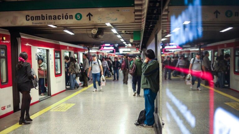 Censo 2024: 54% de las personas utiliza transporte público para ir a sus trabajos