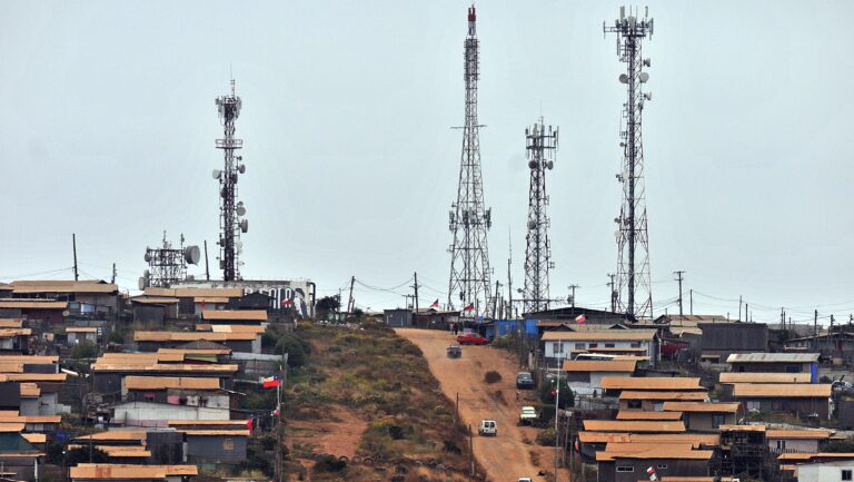Propietarios del terreno acusan falta de información sobre el proceso de desalojo de la megatoma en San Antonio