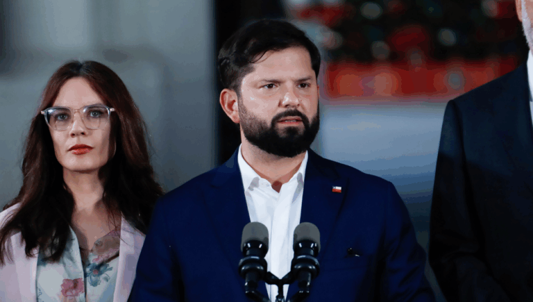 Presidente Gabriel Boric tras encuentro con José Antonio Kast: “Defendemos principios y valores diferentes, pero nos une Chile”