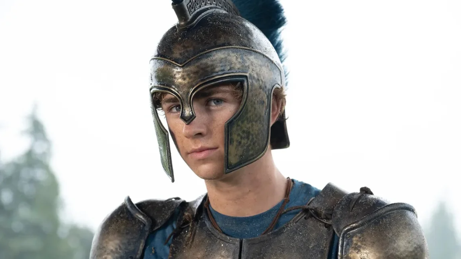 Walker Scobell en la temporada 2 de "Percy Jackson and the Olympians" (2025). Cortesía Disney+