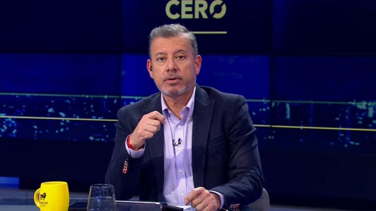 Sepúlveda por querella contra dos profesores del Instituto Nacional por porte de combustible: “No es normal ni aceptable”