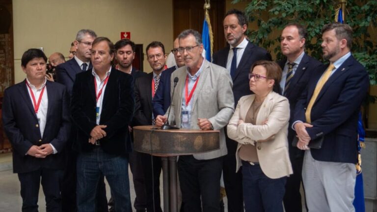 Diputados presentan proyecto de ley que sanciona penalmente las denuncias falsas y refuerza la presunción de inocencia