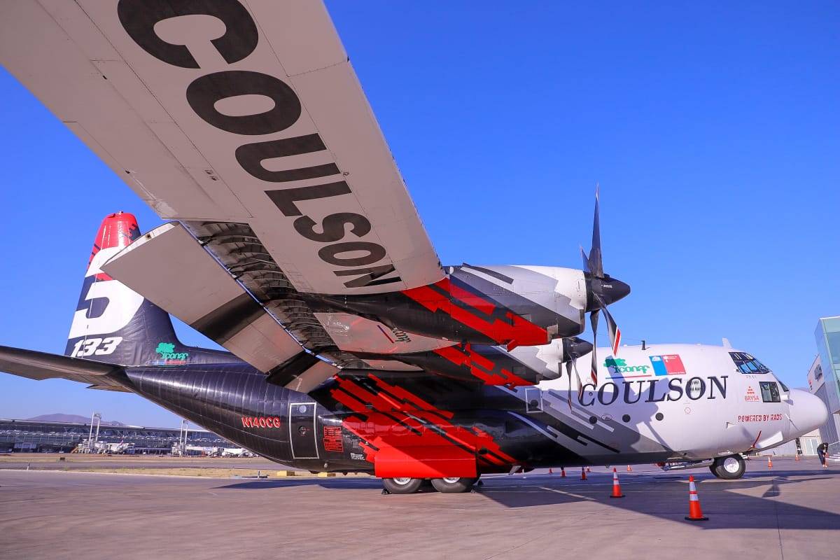 Presentan avión C-130 “Hércules” para combatir incendios forestales: Puede transportar 15 mil litros de agua/Gobierno