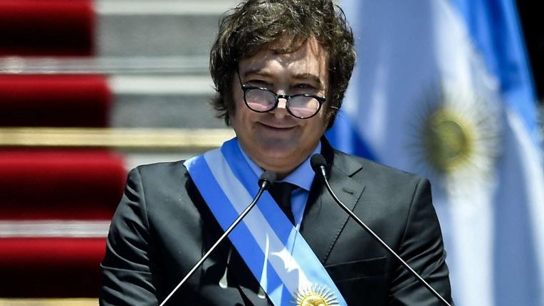 Gobierno de Javier Milei remueve a cónsul en Siria por darle 