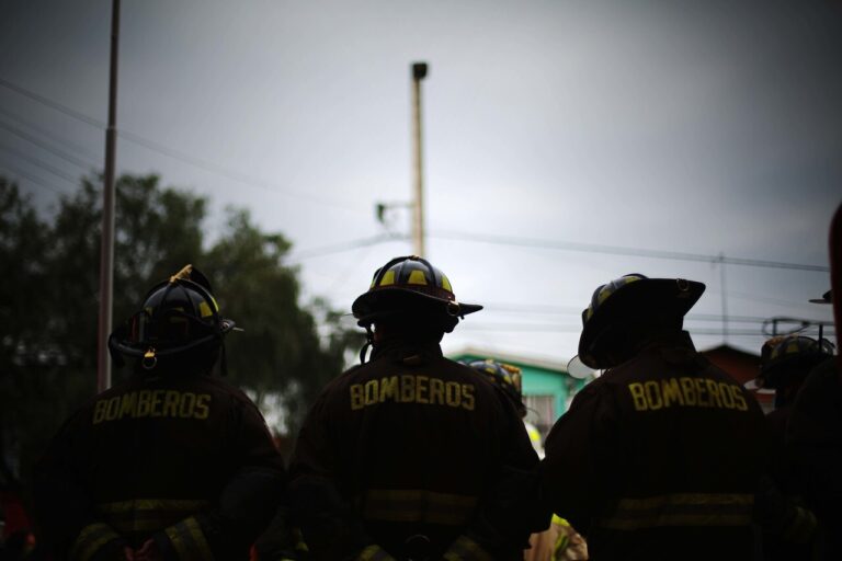 Región de La Araucanía: Senapred solicita evacuar zonas de Lumaco, Purén, Temuco y Victoria por incendios forestales