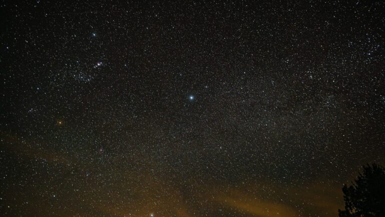 Cámara Baja discutirá proyecto que busca proteger cielos con valor para la observación astronómica