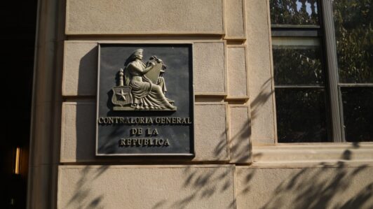 Contraloría detectó irregularidades en gestión de químicos peligrosos: Instruyó un sumario en Servicio de Salud y Delegación Presidencial de Arica