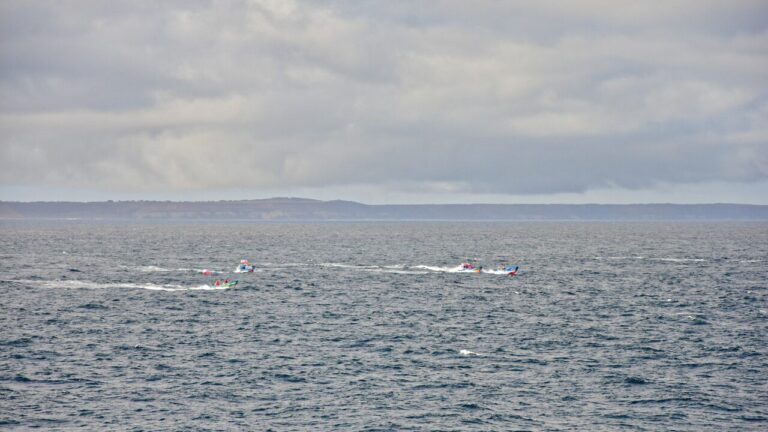 Encuentran cuerpo de una de las seis personas desaparecidas tras hundimiento de embarcación en el Estuario de Reloncaví
