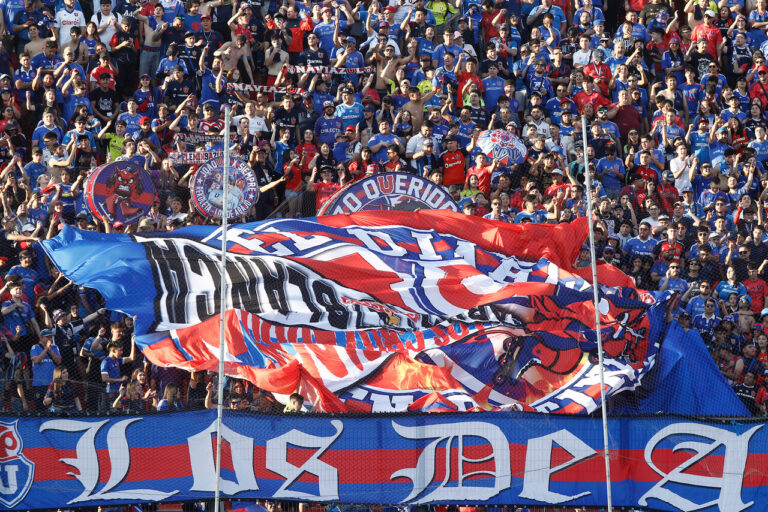 Sernac oficia a Azul Azul luego de reclamos de abonados tras sanción de la ANFP: ¿Qué implica?