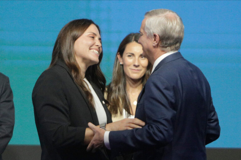 Gert Weil critica nombramiento de Natalia Duco como ministra por doping: “A nivel internacional nos deja muy mal parados”