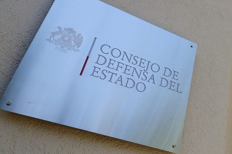CDE se querella contra el exministro Ulloa y abogados del caso Audio por presunta corrupción en nombramientos judiciales