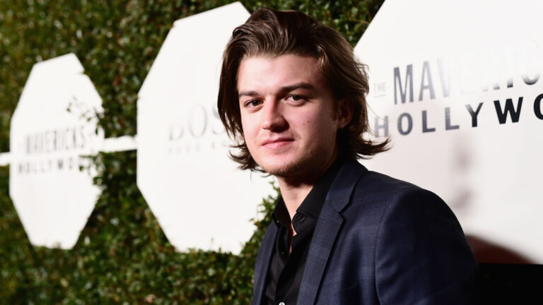 ¿Quién es DJO? El popular actor de 'Stranger Things' que pasa de Netflix a los escenarios del Lollapalooza Chile 2026