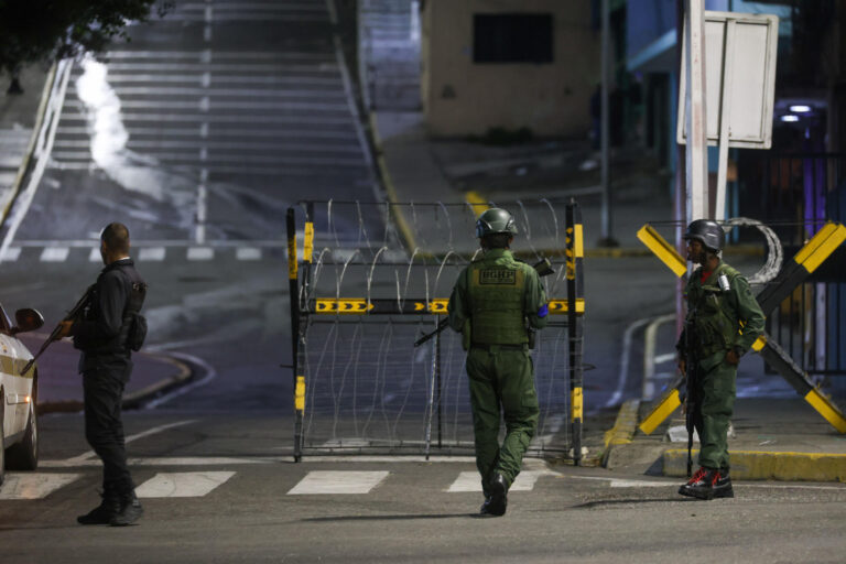 Vicepresidenta de Venezuela, Delcy Rodríguez, afirma que ataques de Estados Unidos dejaron muertos militares y civiles en Venezuela