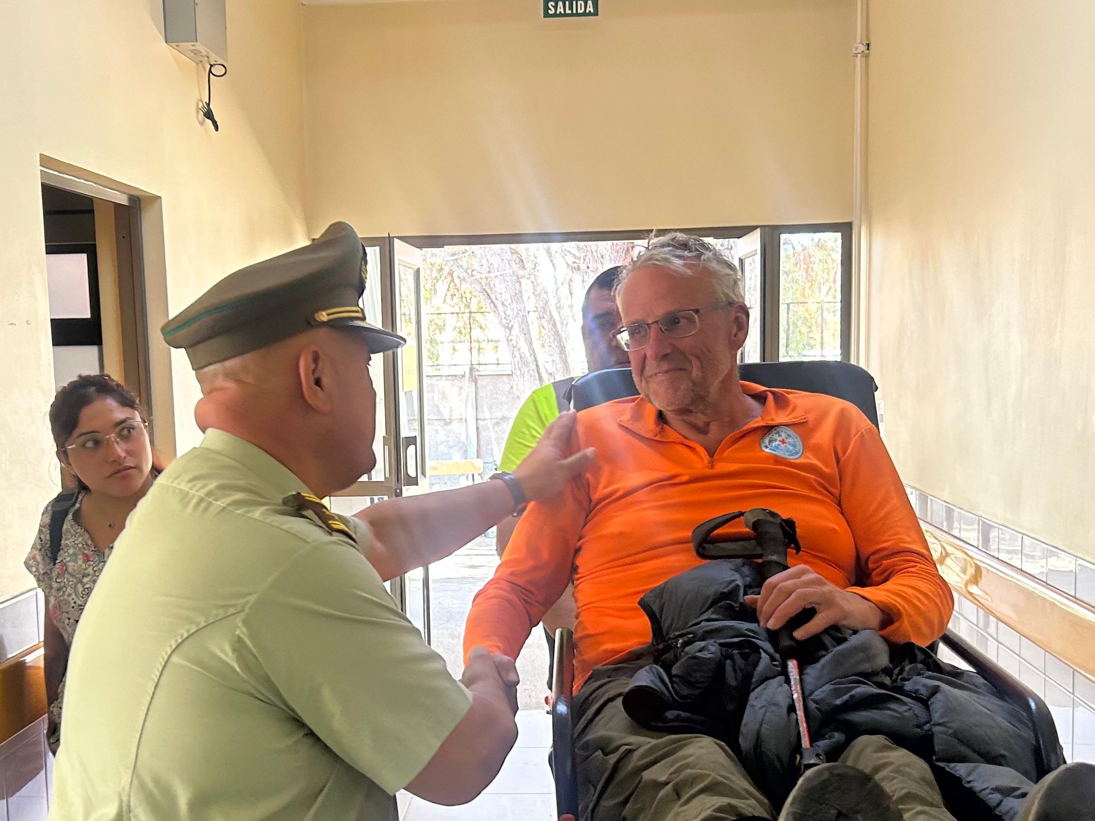 Encuentran con vida a turista polaco perdido en el Valle del Elqui/Carabineros