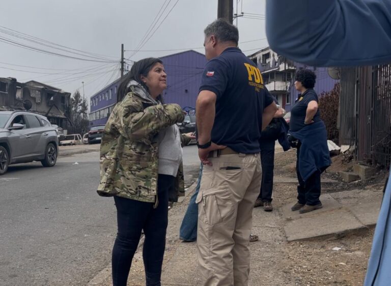 PDI realiza operativo de búsqueda en población Ríos de Chile en Lirquén: Fiscal Cartagena también llegó al sitio