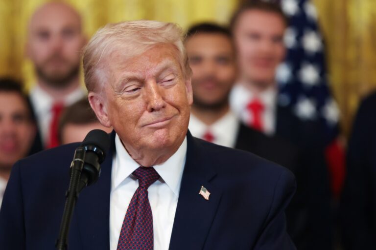 Presidente Donald Trump sobre si considera usar la fuerza para tomar Groenlandia: “Sin comentarios”