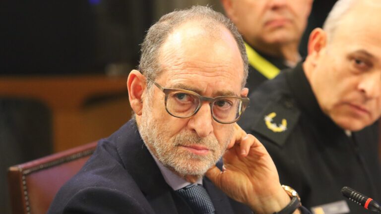 Cable submarino: Subsecretaría de FF.AA. responde a solicitud de la UDI y aclara que Galo Eidelstein “no realizó ninguna gestión” con China Mobile