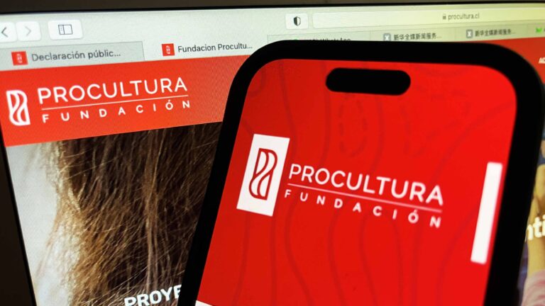 Denuncian a exfiscal Ríos por presuntamente haber manipulado el celular de un imputado durante diligencias del Caso ProCultura