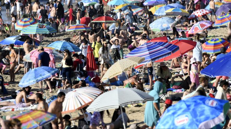 Turismo en Chile llega al mejor nivel desde 2017: Revisa el ranking de nacionalidades con más ingresos al país