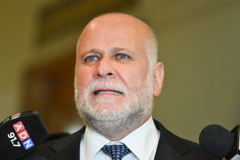 Elizalde defiende envío de ayuda humanitaria a Cuba: 