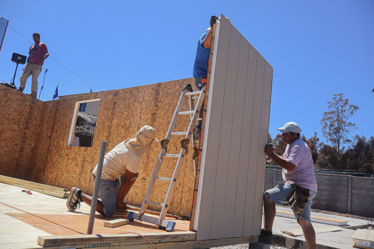 Líder de red que estafó a damnificados por los incendios forestales queda en prisión preventiva