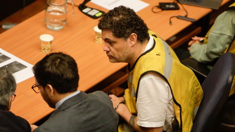 “Les pido respeto”: Las primeras declaraciones de Larraín tras quedar con arraigo nacional en el Caso ProCultura