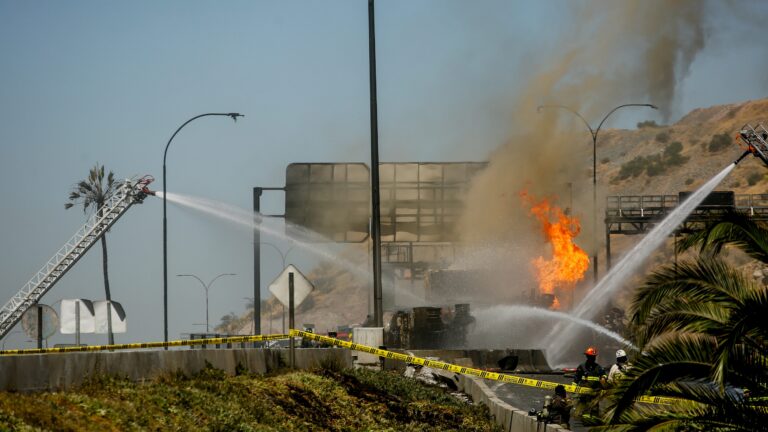 Explosión en Renca: ¿Qué cuidados deben tener las personas tras el incendio?