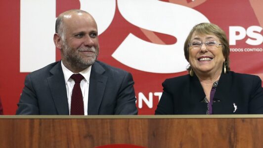 Ministro del Interior llama a “ponerse la camiseta” para apoyar candidatura de Michelle Bachelet a la ONU