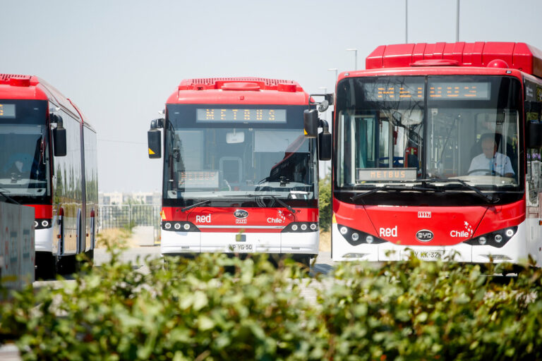 Red Movilidad ajusta recorridos en Santiago: H13 se extiende hasta Metro Los Héroes