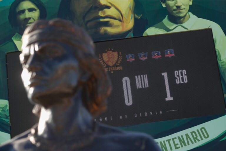 Fallece Carlos Cortés, director de Blanco y Negro, enlutando la antesala de Colo Colo contra Unión La Calera