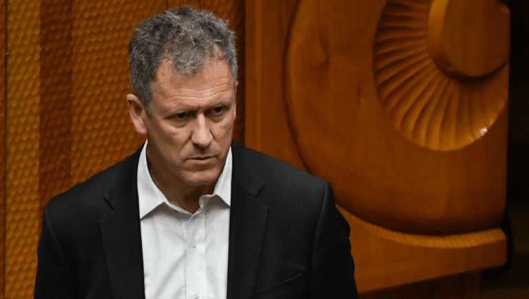 Exministro Muñoz rebate a De Grange por la Ley Uber y acusa afirmaciones “que no se ajustan a la realidad”