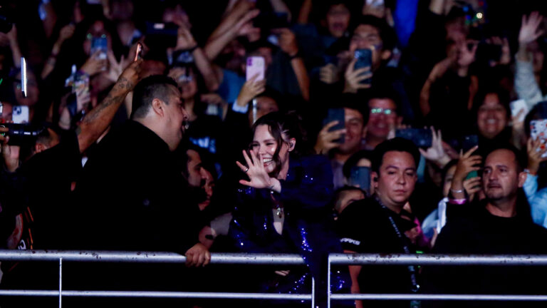 Joy de Jesse & Joy hace historia en Viña 2026: Abre su show cantando 