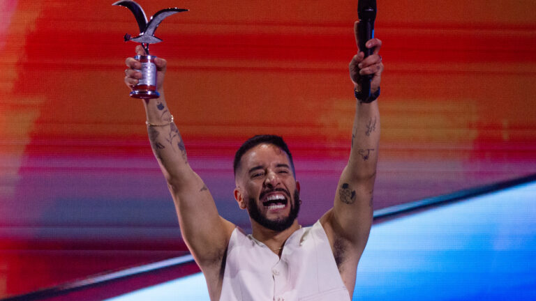 Pastor Rocha se lleva Gaviota de Oro y Plata en Viña 2026: 