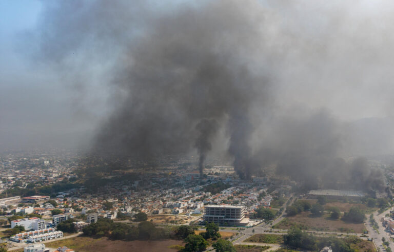 Texas moviliza agentes a la frontera con México ante 