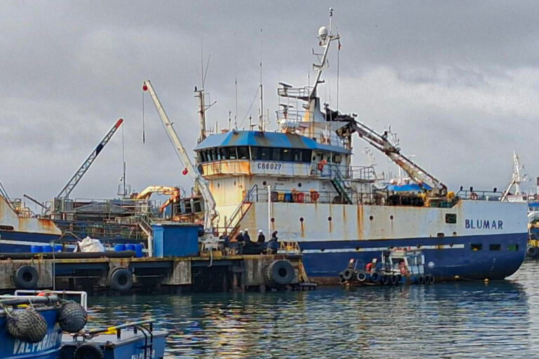 Formalizan a tres tripulantes de El Cobra por homicidio culposo en Caso Bruma: Fiscalía pide imputar a empresa Blumar