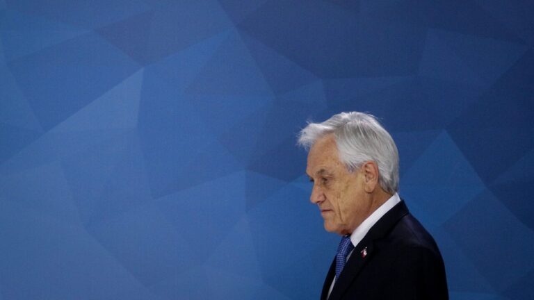 Avanza en la Cámara de Diputados proyecto que autoriza monumento al expresidente Piñera