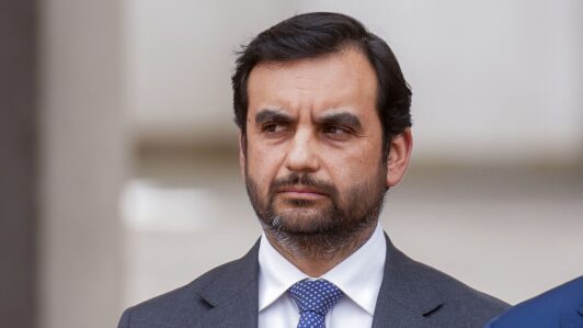 “Es muy preocupante y peligrosa”: Exministro Gajardo acusa que reforma de seguridad del Gobierno busca “disciplinar” al TC